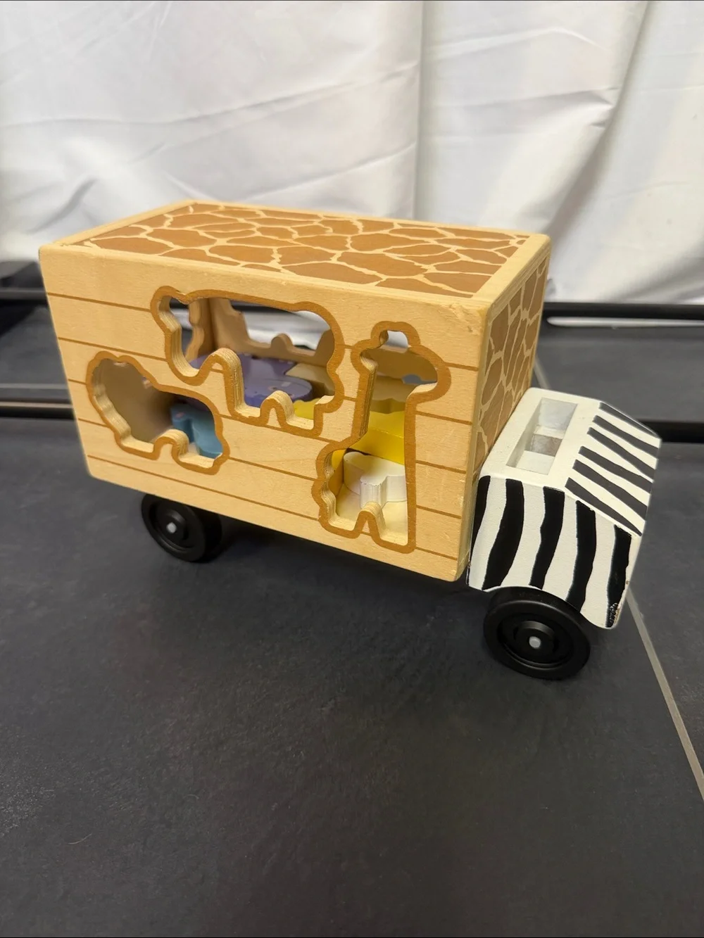 Melissa & Doug Animal Rescue Shape-Sorting Truck - Wooden Toy With 7 pieces
